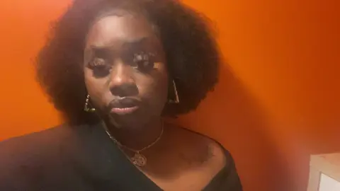 MAKE UP REMIX! #Girltalk #foodforthought #girlpower #femalerapper #tiktokadvice #rapqueen #queenofrap #loveformusic #rapislife #rappingchallenge #rapislife#solodolo #monaleo #loveformusic #nickiminaj #rapgod #rappers #madisonrapper #yougothis #musiciseverything #loverap #femalerapper #femaleartist #femaletrapper #musicrap #randb @Kai Cenat @Tierra Whack @Rema @SteffDon @MONALEO🏆 @kashdoll 