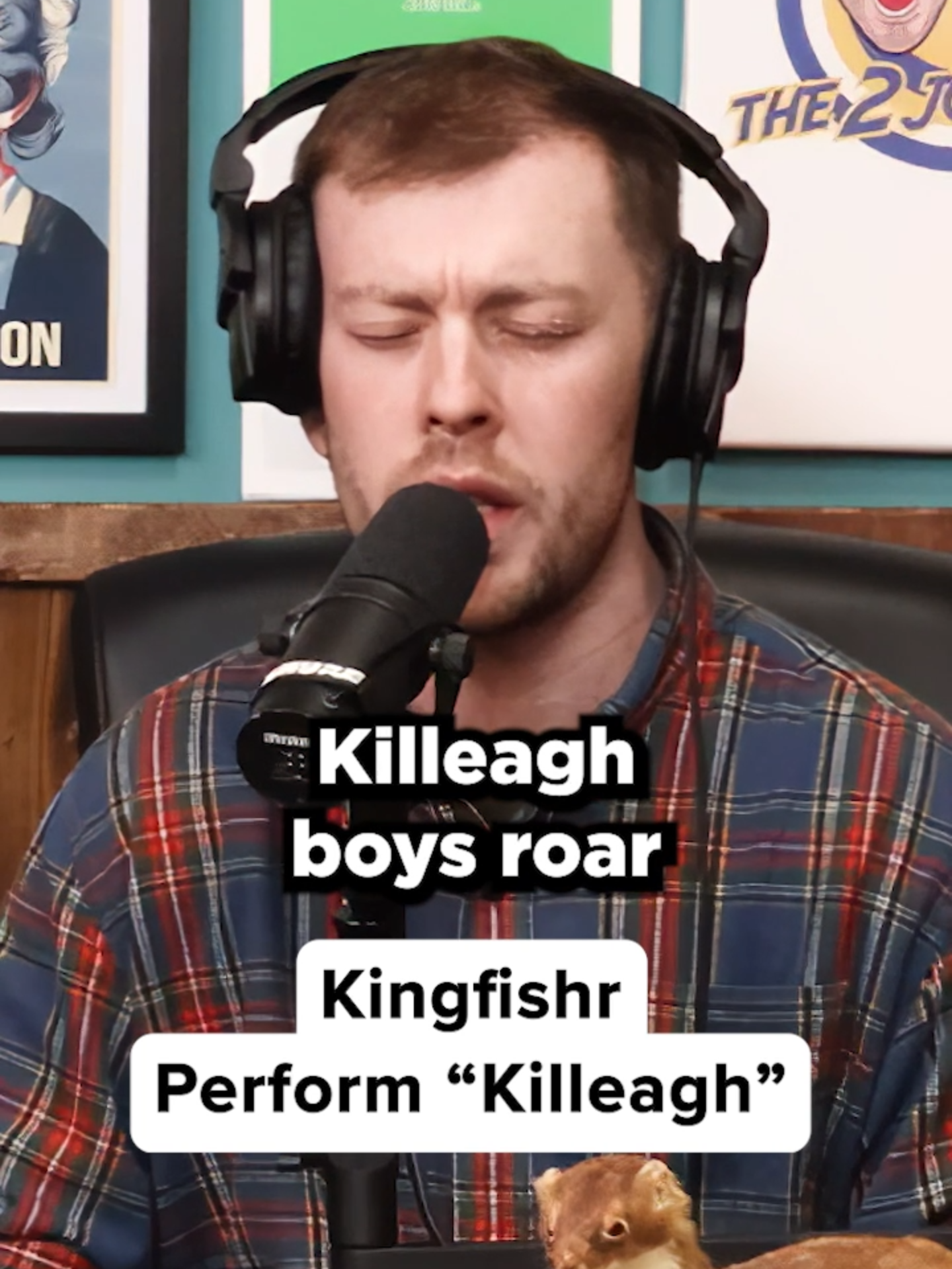Kingfishr perform their hit song 