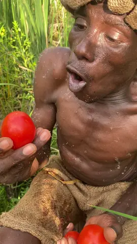 I love to eat tomatoes 😋