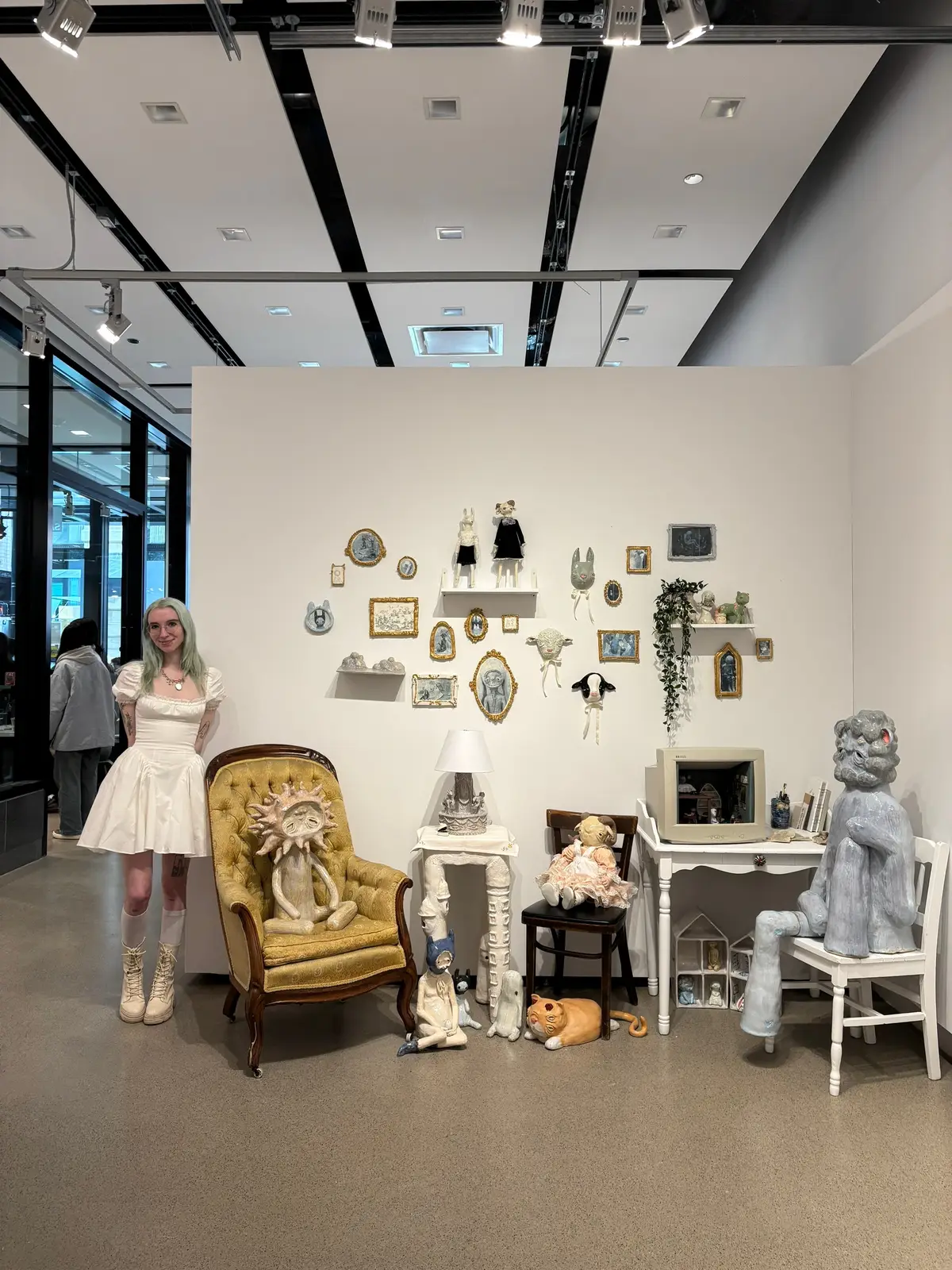 My bfa show piece!! endless hours of work went into this piece it feels strange to be done but I’m proud of how it turned out:) #bfa #ceramicartist #installationart #artstudent 