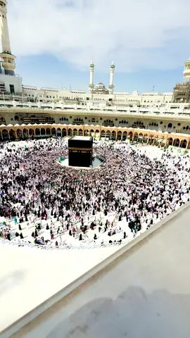 #Mashallah Subhanllah Makkah #masjid al haram sharif kaba #k tawaf viral video #for you trending #kaabalive #ytshort #tawafekaba #viralvideo #masjidalharam #ramadan2025date #stutusforwhatsapp•07”04”2025”#
