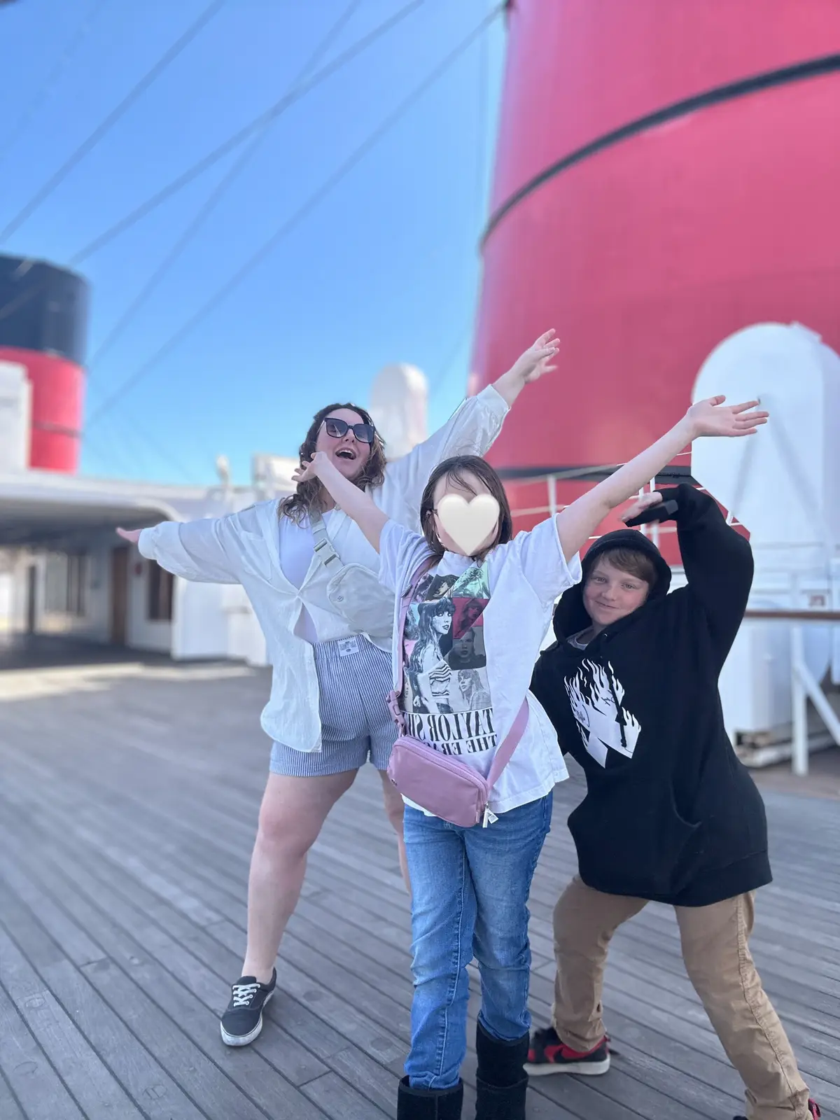 Some recent pics in my 📸roll….My coworkers are funny  #camerarolldump 