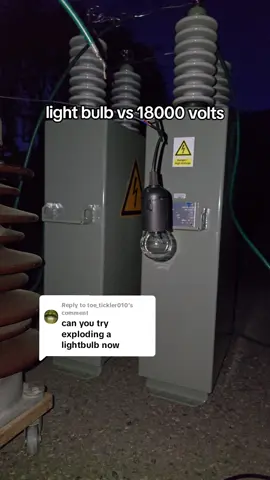 Replying to @toe_tickler010 are you satisfied ? 🤔🤯 (⚠️ done by professionals to educate science only ⚠️) #viral #electrician #fyp 