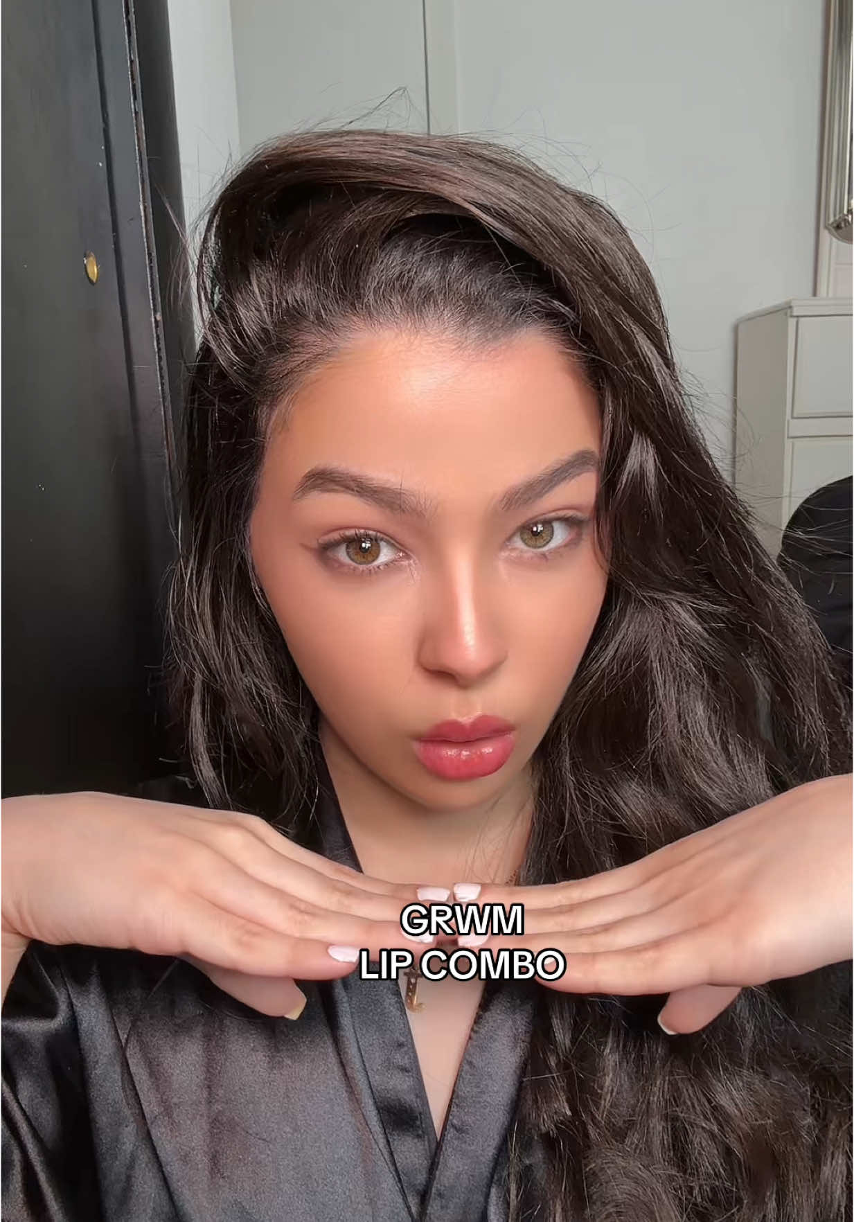 Obsessed with this @COVERGIRL 💋✨🤍🥰tinted lip balm  Lip combo: Lip Liner/ Gloss @SHEGLAM  #lipcombo #lipgloss #covergirl #sheglam #fyp #affordablemakeup #lipstick 