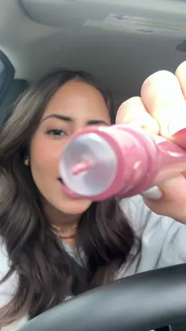 These tinted lip serums by laneige are my absolute favorite, this freaking applicator!! #TikTokMadeMeBuyIt #TikTokShop #ViralTikTok #MustHave #lainage #laneigelipmask #laneige #laneigelipbalm 