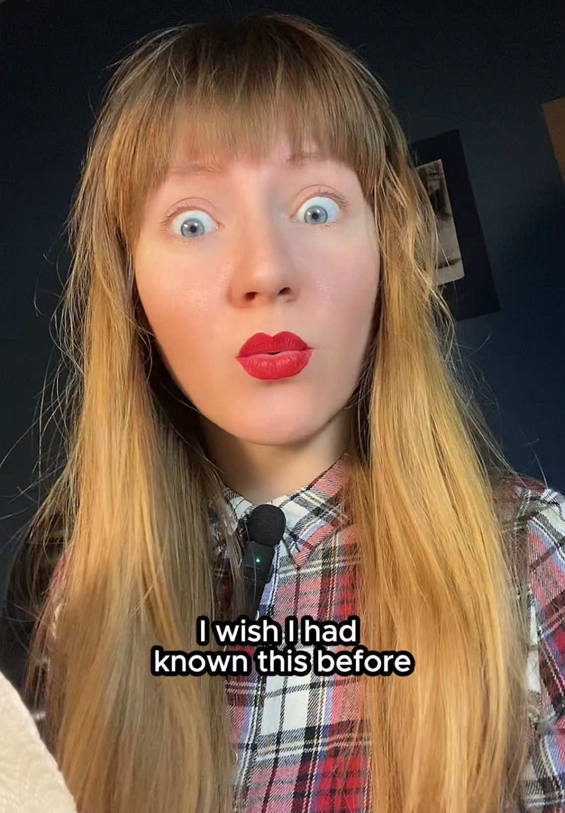 @lolaspeak_app Speak with confidence! 🤝 Use Lola Speal app to practice your conversational skills and improve your pronunciation! #AmericanEnglish #Vocabulary #Pronunciation #SpeakEnglish #NativeSpeaker #Grammar #LanguageEnglish #LearnEnglish #StudyEnglish 