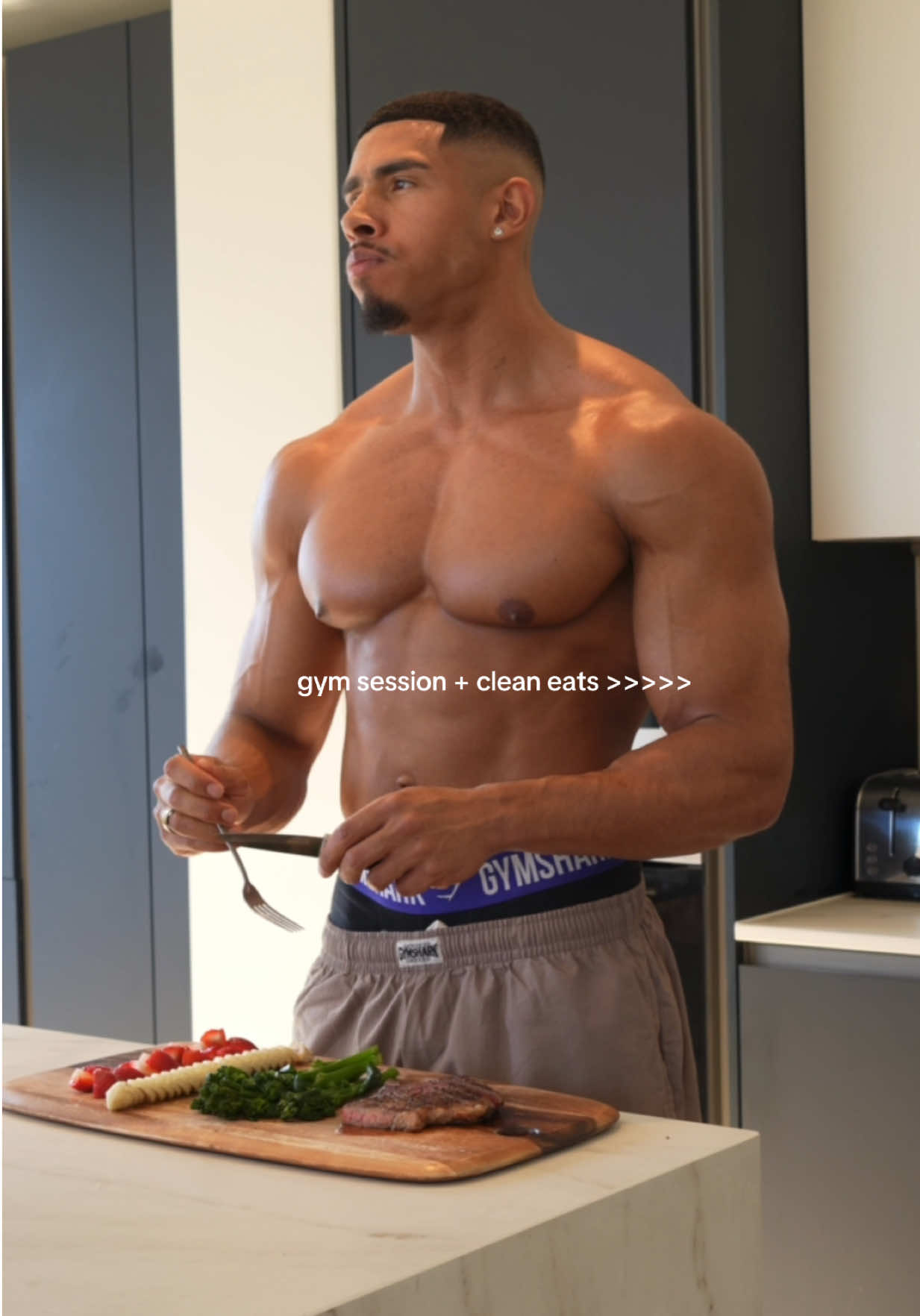 The life >>>>  #food #gym #clean #diet #prep #progress 