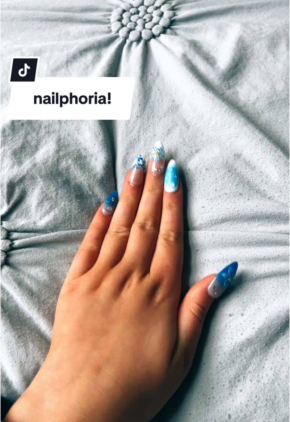 cutest nails! 💅🌟 - #fyp #viral #smart #money #nailphoria @Nailphoria -