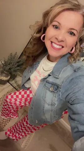 #OOTD #checkerdpants #plaidpants #tiktokshop #fyp #girlygirl #heyyall #jeanjacket #getdressedwithme #outfitoftheday #womensplaidpants 