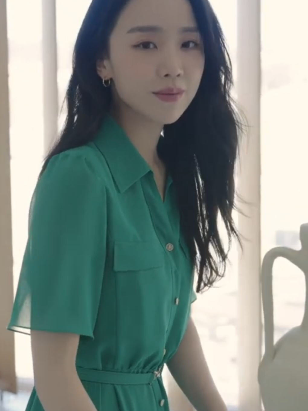 Ela é tão bonita, parece uma modelo.😭❤️#shinhaesun#fanpage#fouryou #fyp 