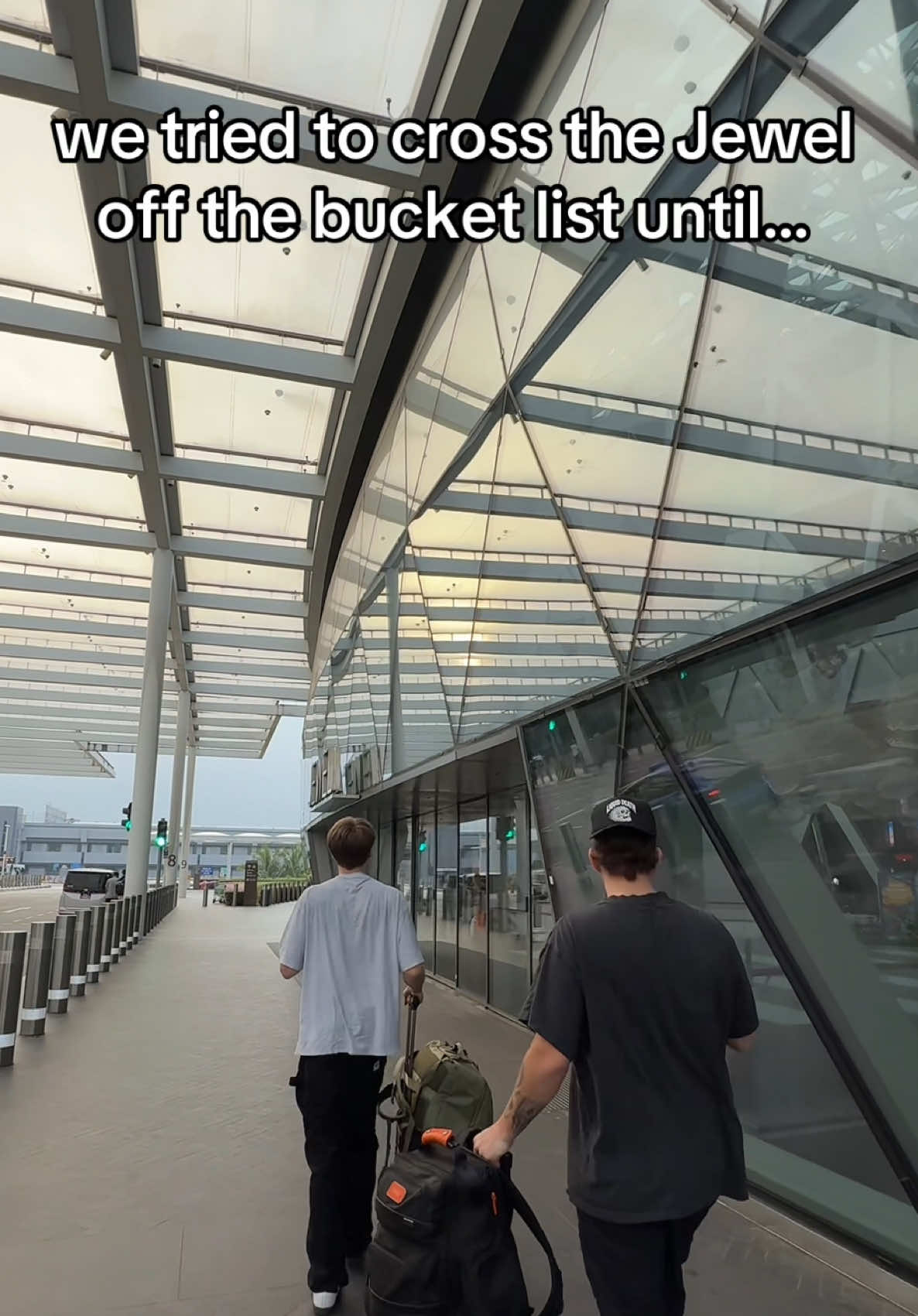 Thankfully now I have an excuse to come back… #singapore #travel #electronicmusic #edm 