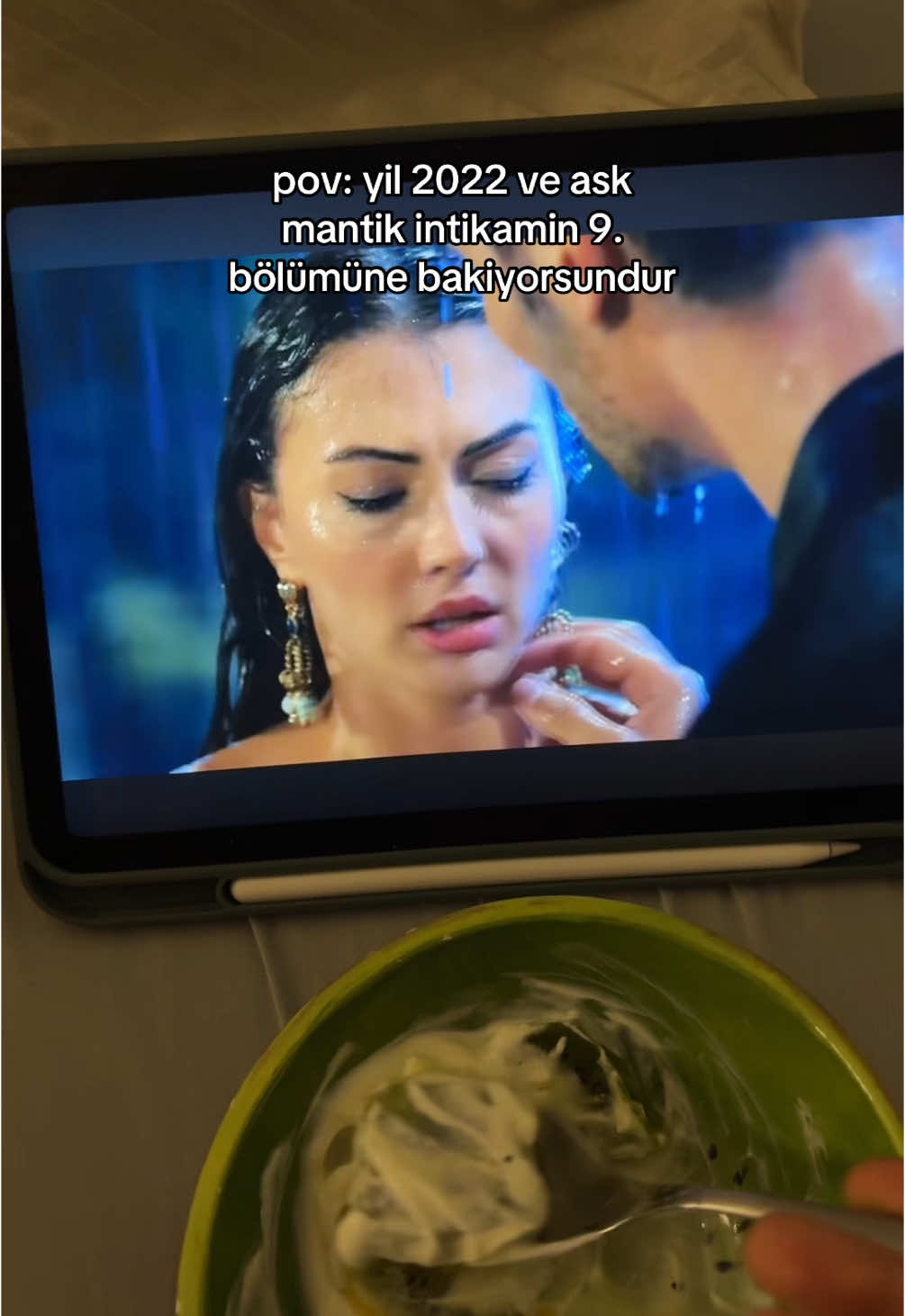 ÖZLÜYOOORUM YAAA BURCU VE ILHAN AUF DIE EINSSSS #askmantikintikam#türkdizi#dizi#türkiye#burcu#ilhan 