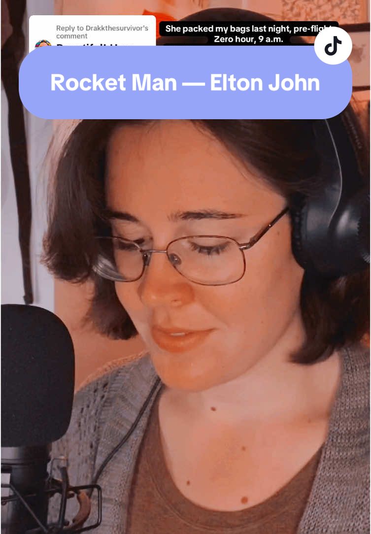 Replying to @Drakkthesurvivor now I want sparkle glasses #cover #rocketman #eltonjohn #lullaby #70s #70smusic #mirandaelloway 