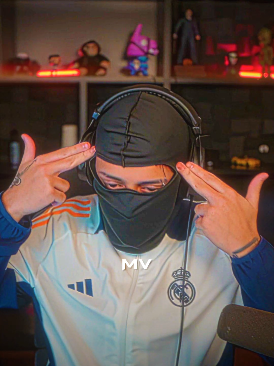 5 mentes... || Qualidade na bio. #dona #edit #4k #quality #goti #edits #yuri22 #tropadogoti #clips #goviral #fyp 