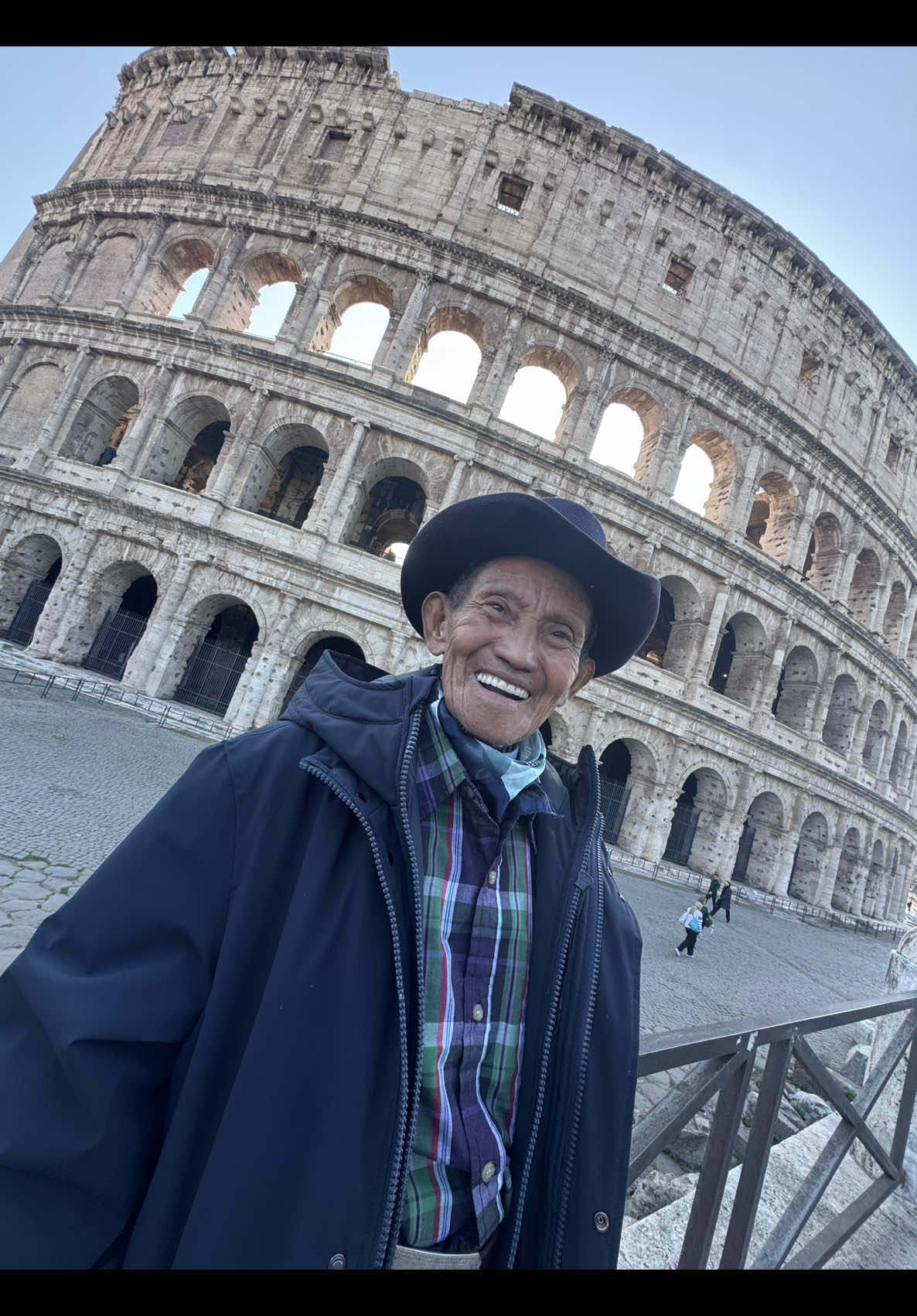 His dying wish was to see Rome and that’s exactly what we did🥹😭😭