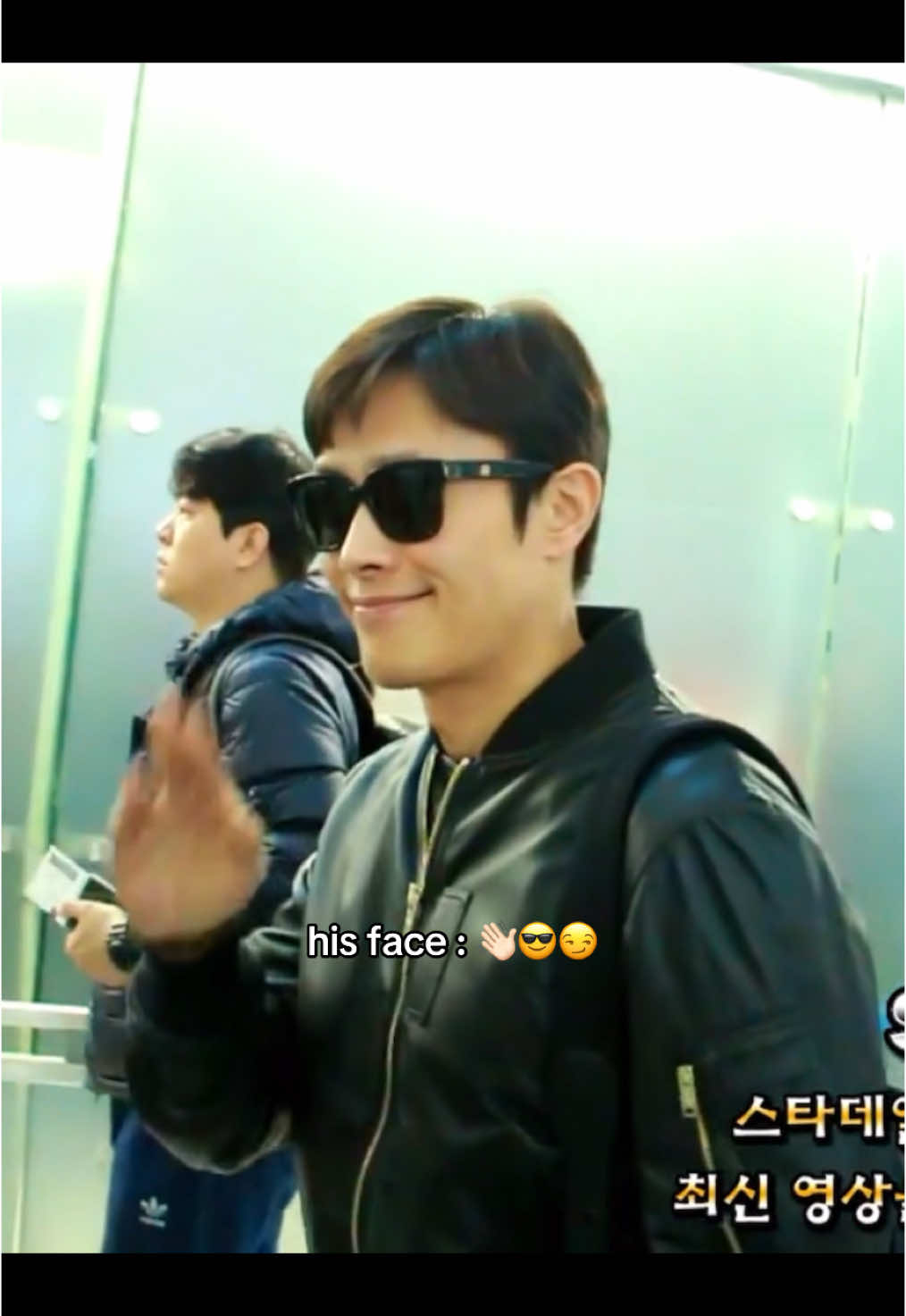 So handsome 😌 #leebyunghun #byunghunlee #squidgamenetflix #SquidGame #001 #frontman #round6 #leebyunghunedit #squidgames2 #youngil #inho #fy