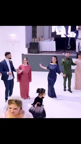 #foryou #fypp #tareqshexani #wedding #foryoupagе #viral #wedingvideo #fyp #viralvideos #iraq 