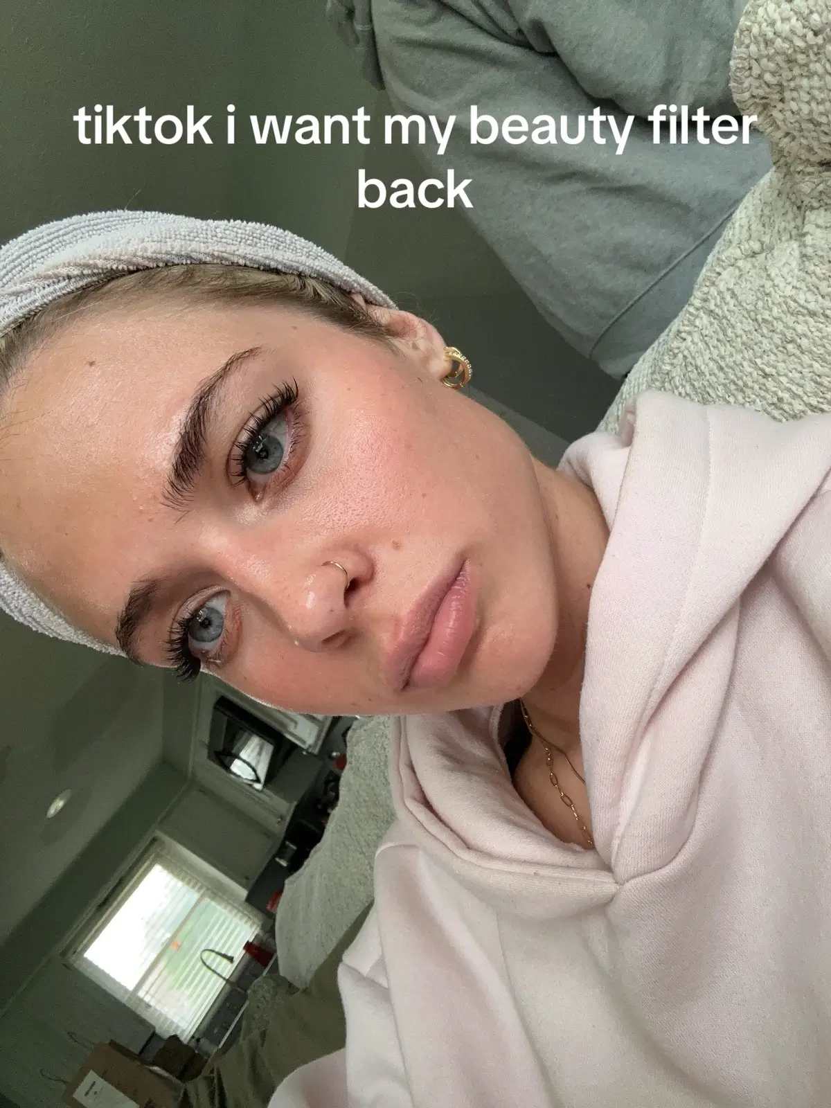 please please please i look like theo von