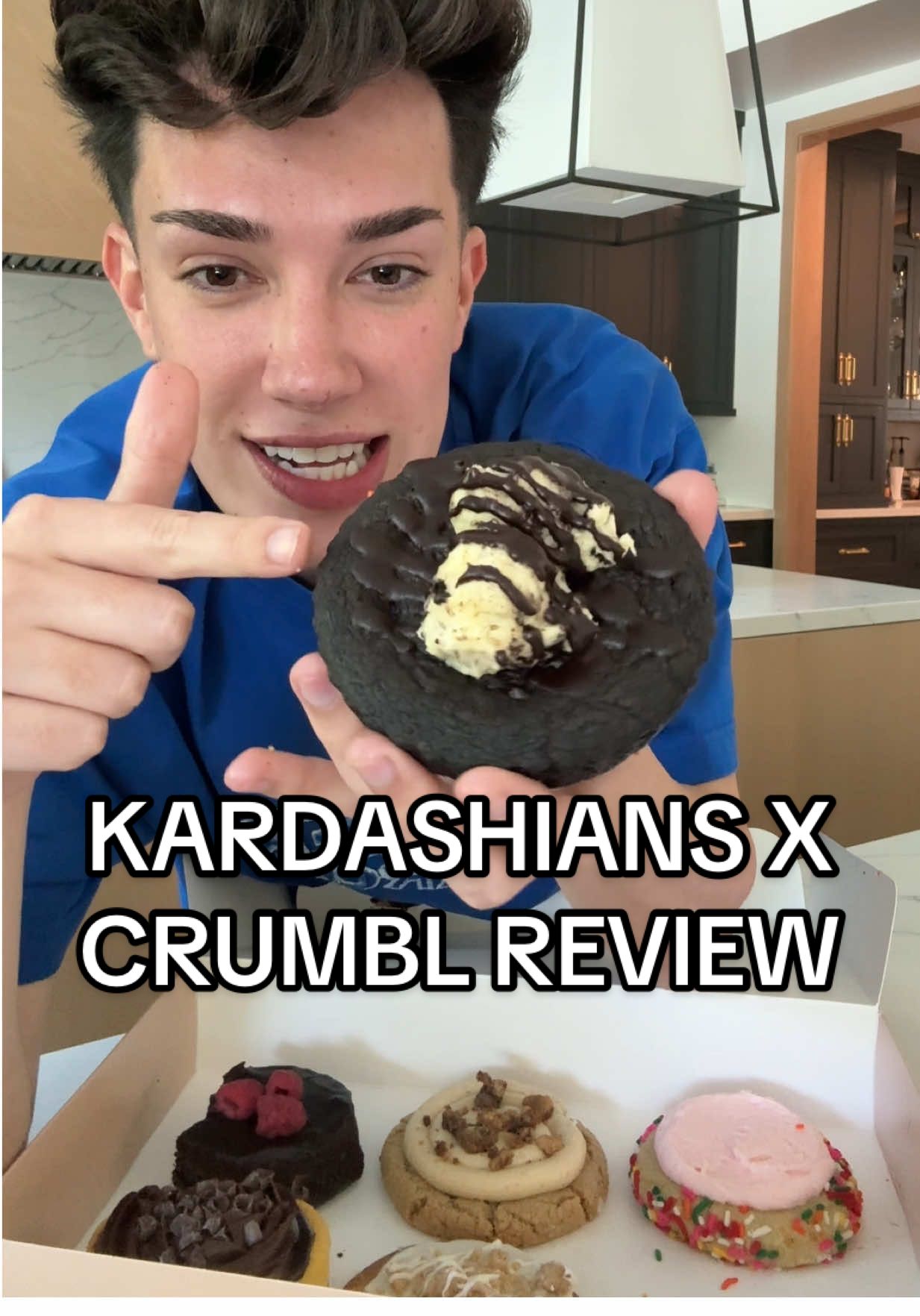 Kardashians x @Crumbl 🤨🍪 