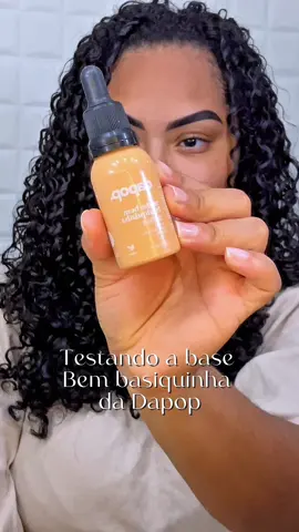 Testando a base Bem basiquinha da @Dapop Cosméticos ✨ Ela é uma base perfeita para usar no dia a dia, sem falar na cobertura. Essa é a cor 04 💖 #testando #testandoprodutos #testandomake #fyp #foryoupage  #testandobase #testandomaquiagem #basedapop