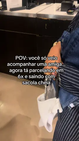 POV: você só veio acompanhar uma amiga… agora tá parcelando em 6x e saindo com sacola cheia  #POV #zara #Comprinhas #NãoResisti