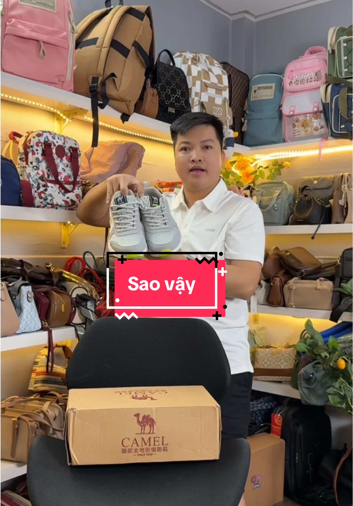 Giầy chạy bộ thể thao đang có mã giãm sale sập sàn #xuhuong #thinthoitrang #thinhhanh #giầy #giythethao #giaydibo #giaysneaker 