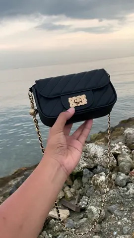 Tas slempang wanita cek keranjang kuning #tas #tasslempang #tasviral #tasslempangwanita #OOTD #taswanita 