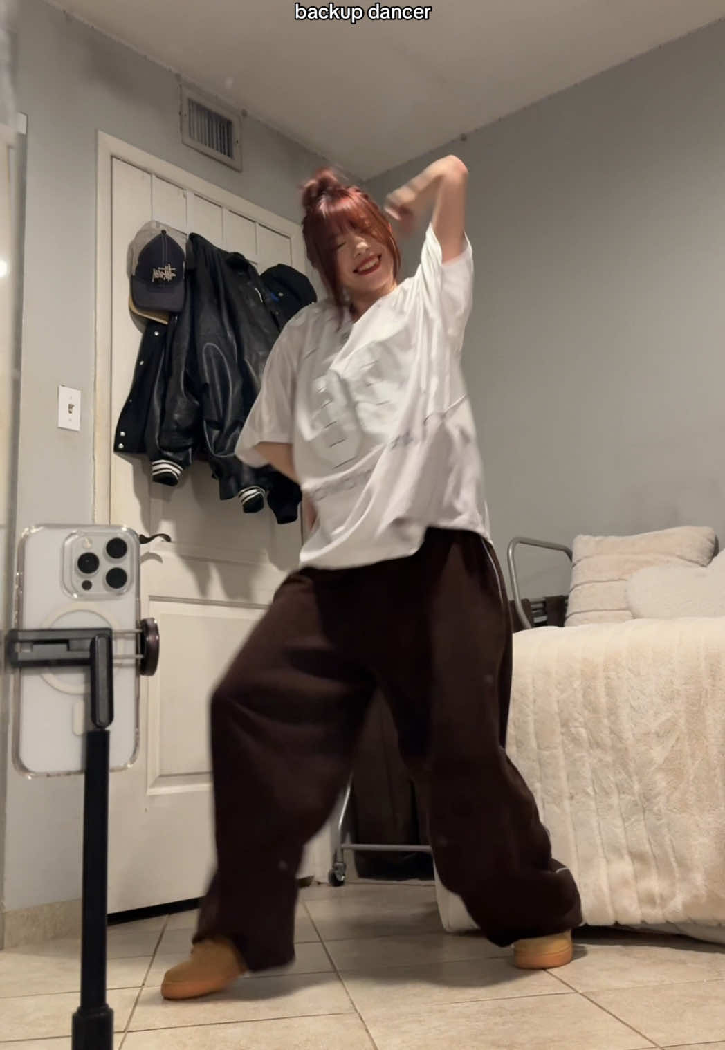 ima redo this but here’s a draft hehe 🫶🏻 @hobipower #monalisa #jhope #bts #dancecover #monalisachallenge 