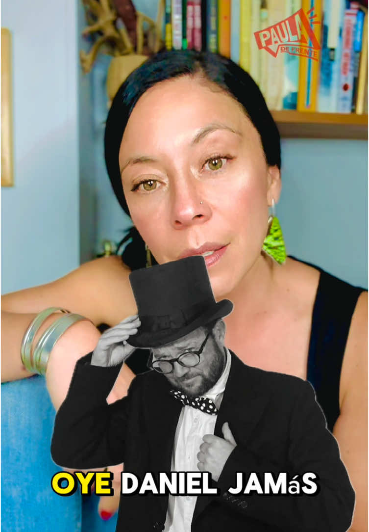 El perfilamiento y la criminalización de quienes exponemos verdades y hablamos cosas incómodas para los poderosos, no es una acción inocente. Es una manera de ejercer violencia porque deshumaniza y criminaliza a personas que ejercemos una labor social. Si fuera cierto que somos criminales, su deber es denunciarnos ante las autoridades. Pero no pueden  porque no es cierto. Pero “bromistas” simples como las de Daniel Samper Ospina, nos ponen en riesgo en un país que se muere desangrado por la intolerancia y la ignorancia. Pedimos responsabilidad a quienes tienen grandes micrófonos. Una cosa es la sátira y otra muy distinta, justificar que nos hagan daño haciéndolo parecer como un “favor” a la sociedad.  Ya la historia está llena de esos casos y deberíamos aprender de ella. Si no, pregúntenle a quienes vivieron al señor del bigote. #politicacolombiana #colombia #verdad #libertadeexpresion @Gustavo Petro @Daniel Samper Ospina 