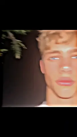 Solo mejora tu personalidad bro #looksmax #looksmaxing #looks #lookism #mogged #mogging #mogger #jordanbarrett #mog #lksxxer 