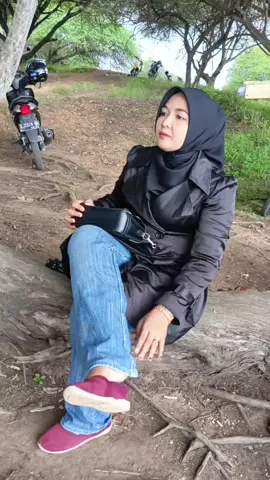 piknic sejenak menenangkan pikiran  #SOWAN_BEACH_TUBAN 