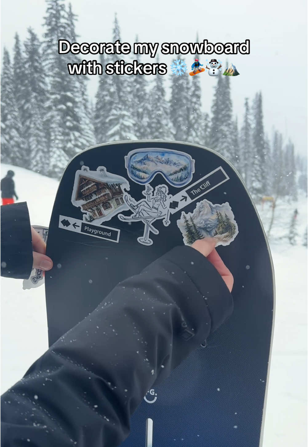 Our stickers are weatherproof - no matter what your weather conditions are 🤯 Get custom die cut stickers at Stickerbeat 💚 #sticker #label #waterproofsticker #snowboard #snowboarding #ski 