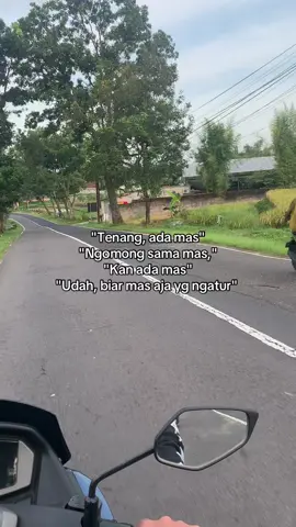 Mas kelak kita akan hidup seumur hidup berdua, hanya kamu dan aku. Bahkan jika kelak memiliki anak, mereka akan hidup sendiri bersama suaminya. Semoga kita bisa saling kompromi, selalu menemukan solusi disetiap masalah dengan cara baik baik. Mas terimakasih sudah mengusahakan semuanyaa,  🫶🏻