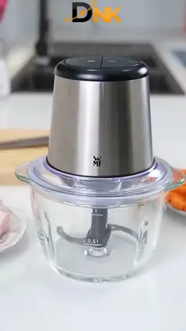 Máy Xay Thịt WMF Kult X 320W – Xay Nhanh, Mịn, Bền Bỉ ⚙️ Công suất 320W mạnh mẽ, xay nhuyễn thực phẩm chỉ trong 10–30 giây 🔪 Lưỡi dao kép bằng thép không gỉ Cromargan® – sắc bén, bền bỉ, dễ vệ sinh 🥣 Cối thủy tinh cao cấp 1L, dày dặn, trong suốt, an toàn cho sức khỏe 🖐️ Thiết kế nhỏ gọn, tay cầm tiện lợi, dễ di chuyển và bảo quản 🧼 Thân máy thép không gỉ, sang trọng, bền đẹp, dễ lau chùi 🔘 Dễ sử dụng chỉ với 1 nút nhấn, phù hợp mọi đối tượng 🌿 Xay đa dạng: thịt, cá, rau củ, hạt, đá lạnh – hỗ trợ tối đa trong nấu ăn 🇩🇪 Thương hiệu WMF – Nhập khẩu Đức, chất lượng chuẩn châu Âu #mayxaythit #mayxaywmf #giadungduc #nhabepthongminh #mayxay #WMFKultX #giadungduc #bepnha #xaynhanh #dodungnhabep #mayxaythitWMF #chinhhang #mayxaythitcaocap #xaygiochachuyennghiep #may #xay #thit #wmf #kultx #xaythit #dnk