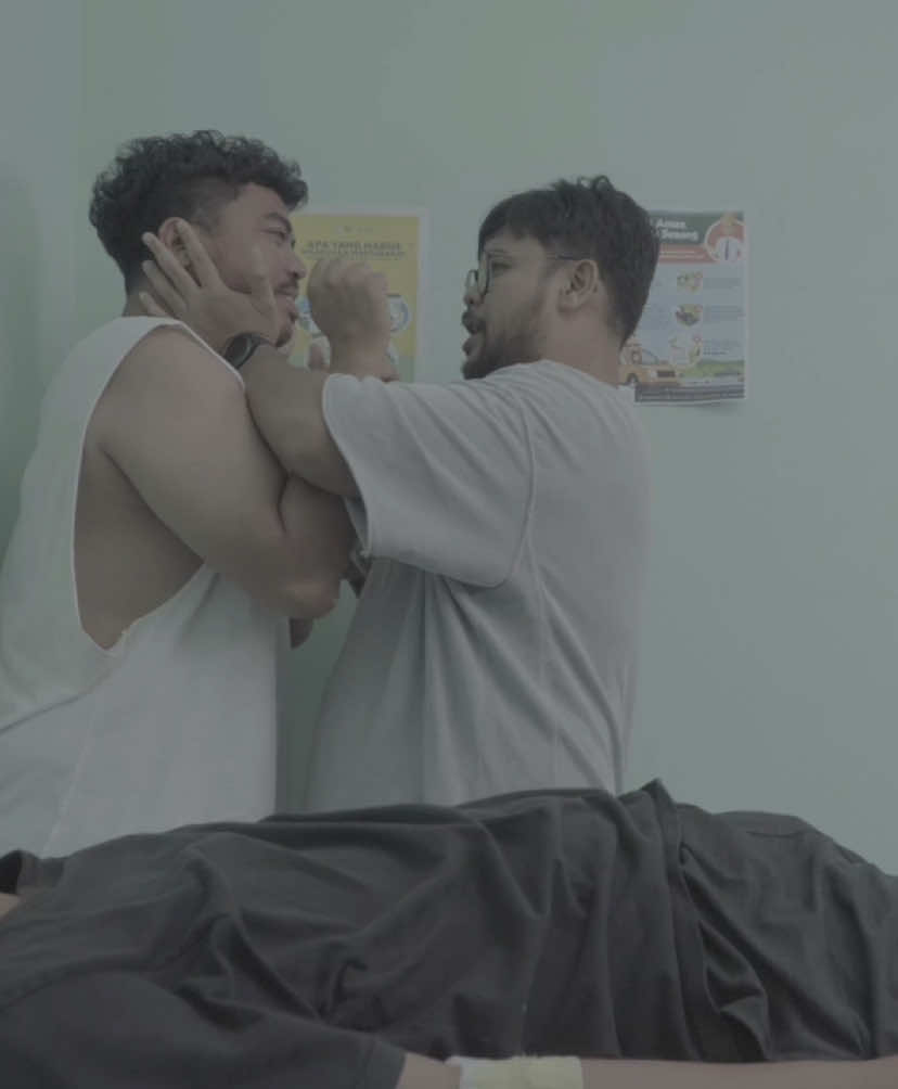 Bloopers KOMOJER KOmedi MOdal JERit🤣 Sudah tayang Film pendek UDUK (Usaha Doa Untuk Keluarga) nonton fullnya di Youtube GJLS Entertainment🤩 #gjls #fyp #fyppppppppppppppppppppppp #fypシ゚ 