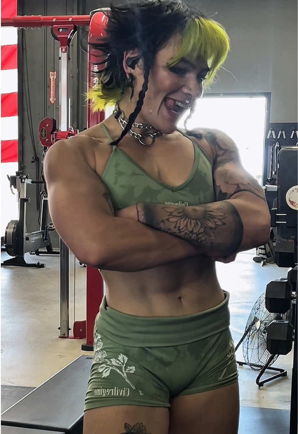 ... it was leg day  #musclesandtattoos #gymgirl #fitnessgoals #hybridathlete @Civil Regime 