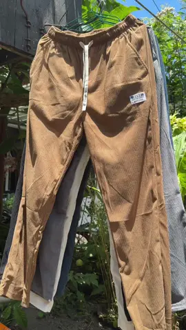 Baggy Pants Corduroy #pants #pantsrecommendation #pantsformen #outfitideas #corduroy #corduroypants #baggypants #baggystyle #Zeke 