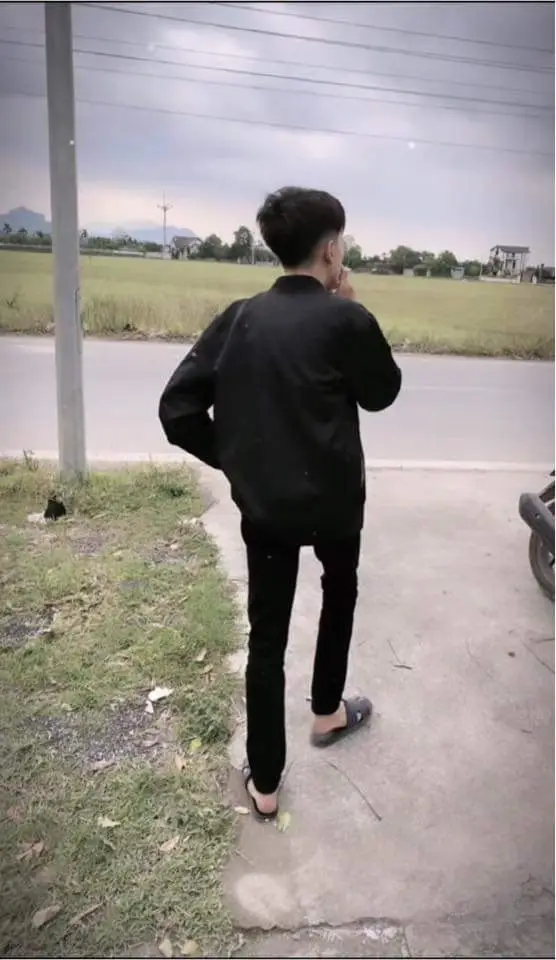 Lấy Trí Tuệ Làm Sự Nghiệp  Lấy Nghịch Cảnh Làm Dũng Khí  Lấy Chân Lí Làm Bạn Đồng Hành  Lấy Duyên Lành Để Vững Niềm Tin  Lấy Tình Thương Làm Lẽ Sống Lấy Lời Sống Để Bước Đi Lấy Từ Bi Làm Nơi Nương Náy Lấy Phước Báo Làm Ngọn Hải Đăng  Lấy Phật Tâm Làm Giác Ngộ Lấy Tâm Lành Làm Đường Giải Thoát.....