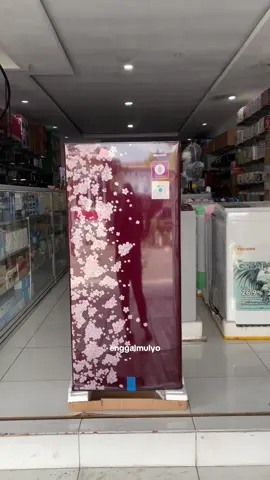 Kulkas Sharp SJ-N192D-VR ready di toko Enggal Mulyo Elektronik, kulkas 1 pintu dengan daya rendah, hemat listrik, kapasitas besar 184 liter, bergaransi resmi 5 tahun. Order segera ke toko Enggal Mulyo, melayani COD untuk area Klaten dan Sleman😍 #fyp #fypage #fypp #fypagee #kulkassharp #kulkassharp1pintu #kulkas1pintu #kulkas1pintusharp #sharp #kulkasmurah 