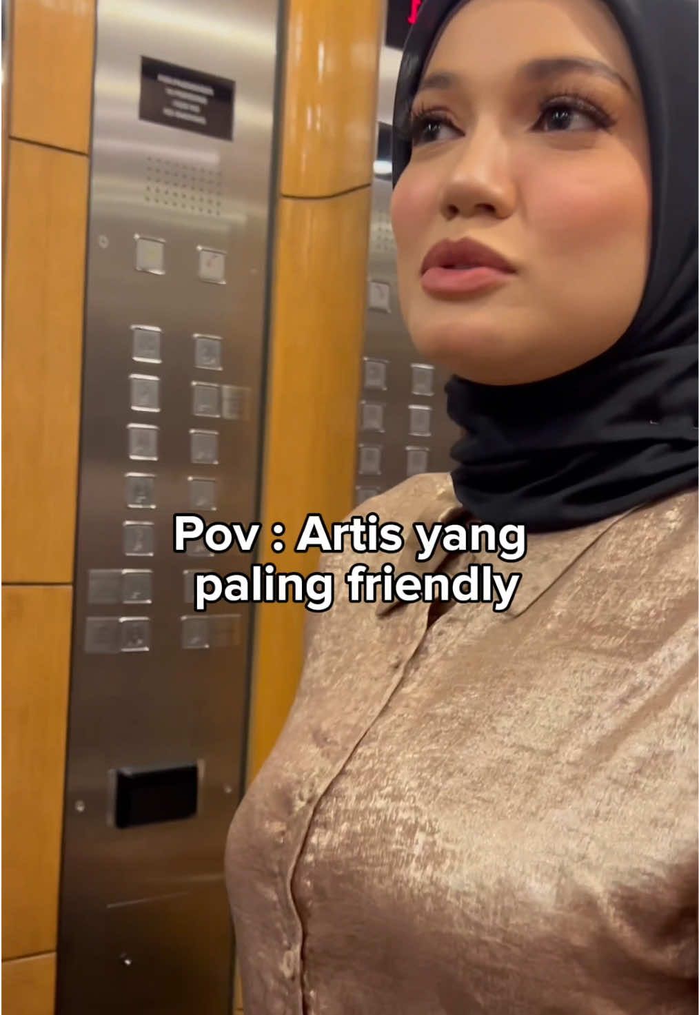 Grab Nowww !!! #fy #puterisarahliyana 
