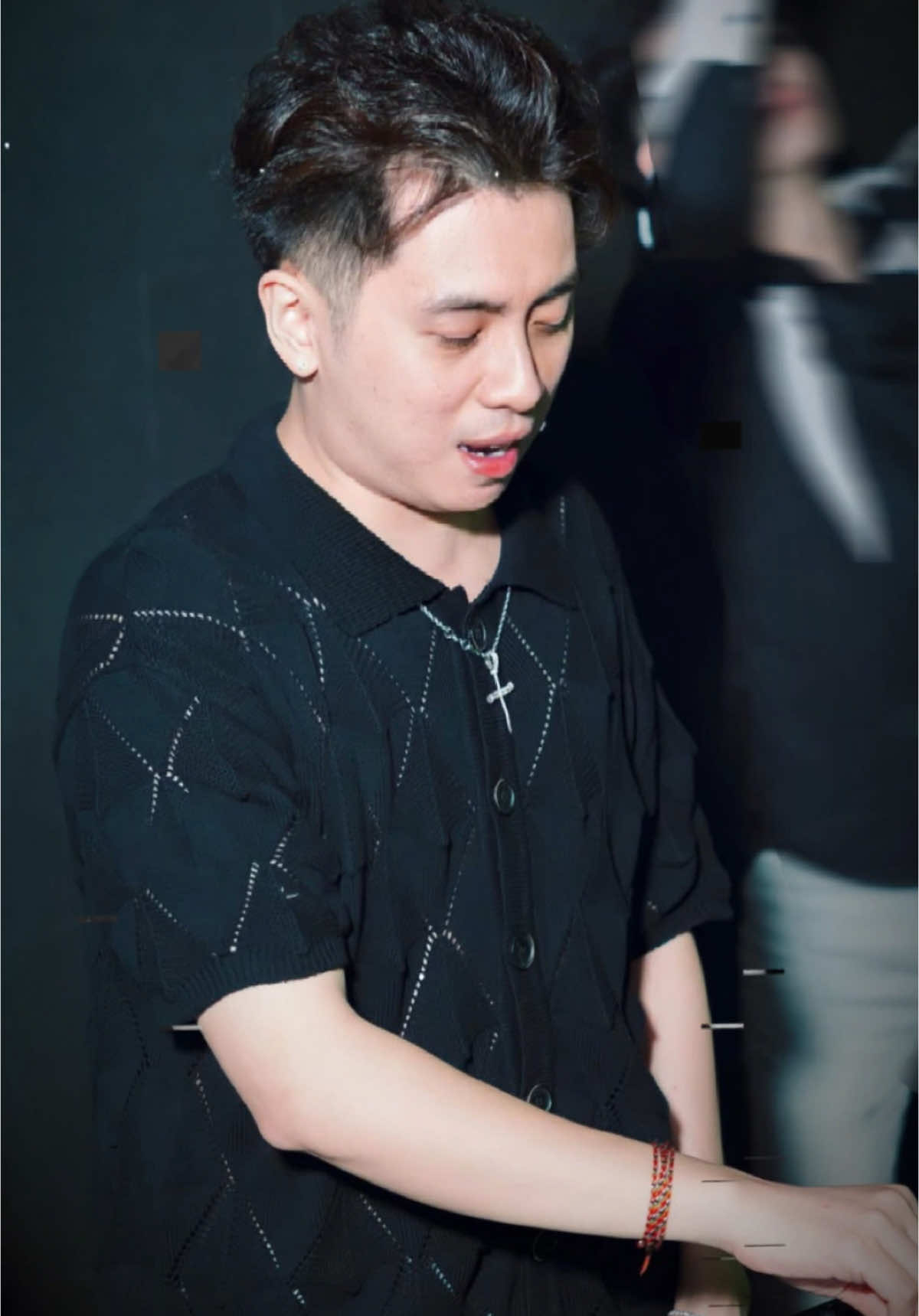 Tháng Tư Lời Nói Dối Của Em #ThaiHoangOnTheMix #phillipleee #thaihoang1991 #djthaihoangofficia 