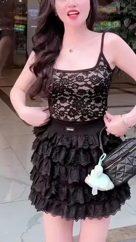 Áo hai dây ren hoa ôm body #aohaiday #aohaidayxinh #aohaidayren #thoitrangnu #mặcđẹpmỗingày #xuhuong 