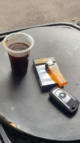 Sendal jepit + kopi item + bmw f30👌🤌