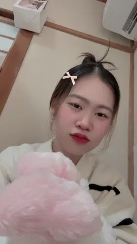 Em từng quan tâm cảm xúc của anh,hơn…🙊