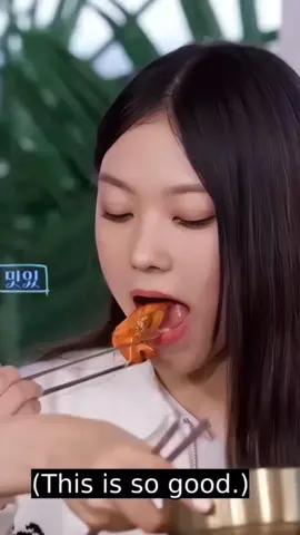 haerin fancam 🥡🍴#haerin #newjeans #njz #eatingfancam #asmr #asmrsounds #idolfancam #idoleating #kpopfancam #kpopeating #mukbang #cute #fyp #fypシ゚ #fyppppppppppppppppppppppp @TikTok @TikTok Thailand @newjeans_official 