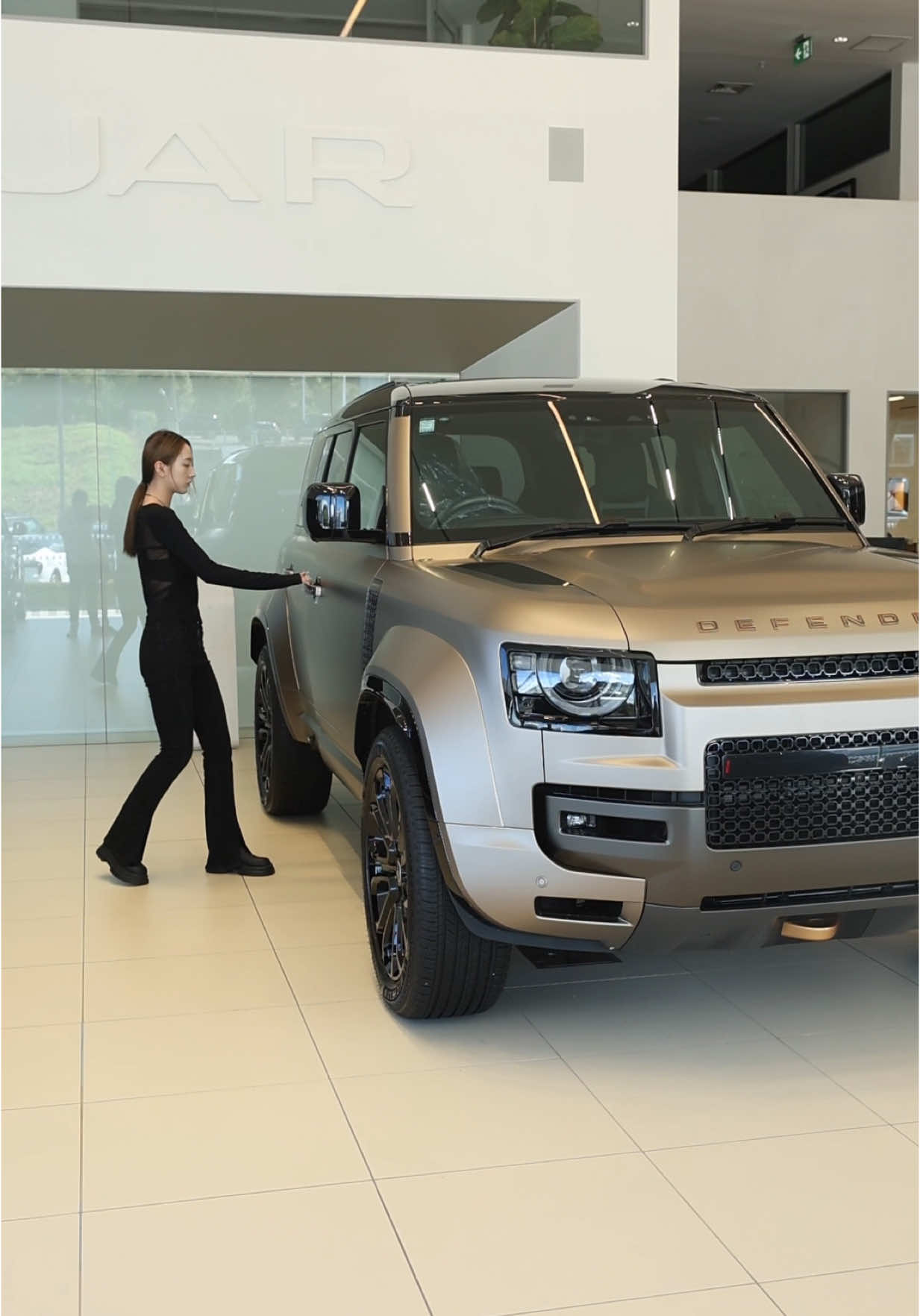 unwrap 2025 Landrover Defender OCTA nzspec #sonnyG