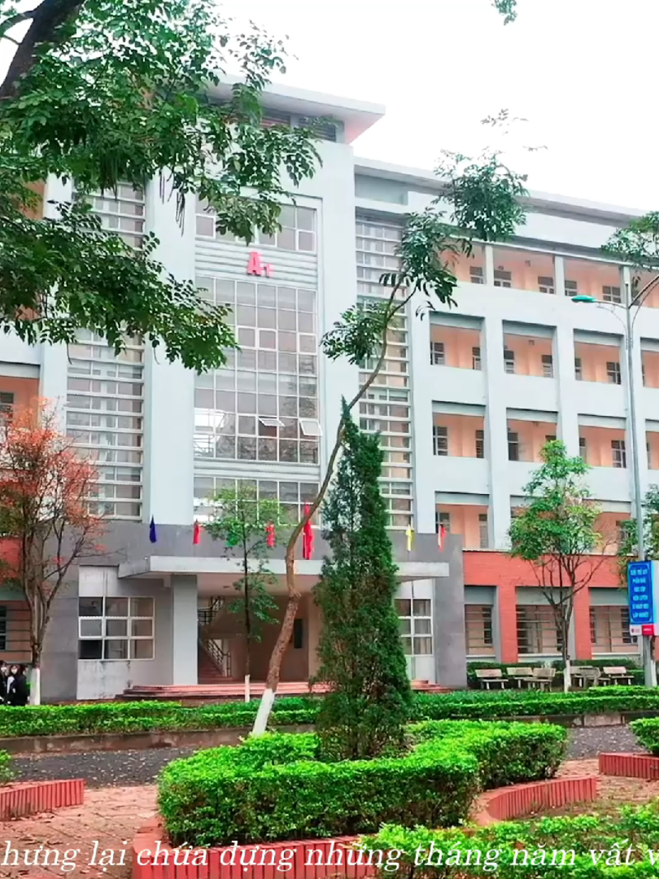 Đại học công nghệ giao thông vận tải - Thanh xuân gắn liền với phố triều khúc #truongdaihoc #daihoc #sinhvien #thanhxuan #sinhviencogivui #utt #daihoccongnghegiaothongvantai 
