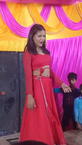 labani om dj  archesta bhojpuri song 😀 😀 😀 jab samphu lagai bhatar more mare Dan Dan...