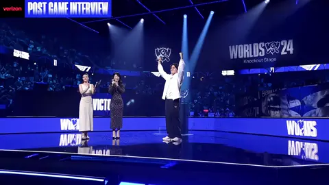 Tiếng hò reo và cổ vũ rợp trời chính là đặc quyền của tuyển thủ mà. Bạn sẽ không cản được fan vì tuyển thủ mình yêu mà hô vang tên người ấy bằng tất cả yêu thương và tin tưởng đâu, đó đều là tín ngưỡng của họ cả đấy ❤️  Nguyện cho những tuyển thủ mà mình yêu sẽ luôn được chìm trong biển người hò reo tên họ rợp trời ❤️  (Hô không lại thì đứng sang một bên cho người ta hô tên tuyển thủ của người ta, yếu còn thích ra gió, không đủ bản lĩnh lại cứ hay bày vẽ lí do.) #gumayusi #t1gumayusi #이민형 