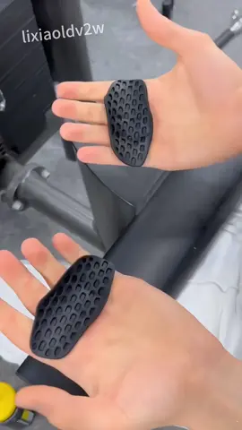 Men's and Women's Weightlifting Grips Non-Slip Rubber Fitness Grips Hand Protection Workout Weightlifting Grips Dumbbell Grippers, Hard Pulling Grip Pads Unisex (1 Pair)#Fitness anti-slip palm protection#Fitness products#Fitness#fyp#foryou#tiktokshop 